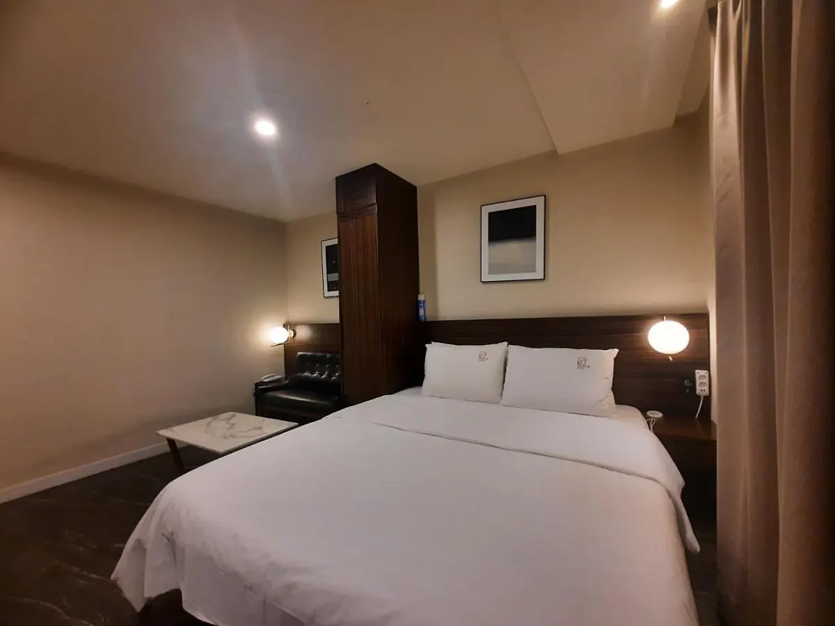 H Moment Hotel Busan